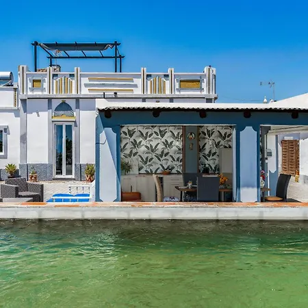 Hébergement de vacances Casa D'nossa, Casa Tradicional E Moderna, Vista 360º, Piscina De Agua Salgada Luz de Tavira