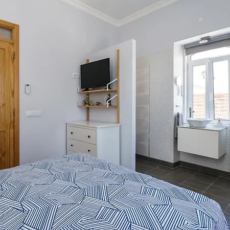 Hébergement de vacances Casa D'nossa, Casa Tradicional E Moderna, Vista 360º, Piscina De Agua Salgada