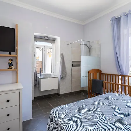 בית נופש Casa D'nossa, Casa Tradicional E Moderna, Vista 360º, Piscina De Agua Salgada
