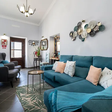 Casa D'nossa, Casa Tradicional E Moderna, Vista 360º, Piscina De Agua Salgada بيت للعطل *