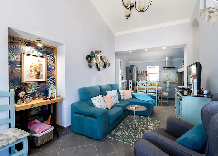 Tatil Evi Casa D'nossa, Casa Tradicional E Moderna, Vista 360º, Piscina De Agua Salgada *